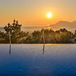 Uzumlu Village 3 Bedroom 1008 *