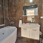 Uzumlu Village 3 Bedroom 1008 * Καλκάν