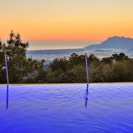 Uzumlu Village 3 Bedroom 1008 Villa Kalkan