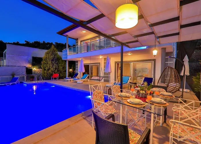 Uzumlu Village 3 Bedroom 1008 *